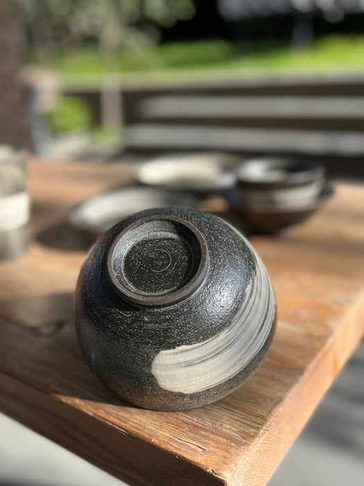 Handcrafted Rice Bowl Black Shore Large